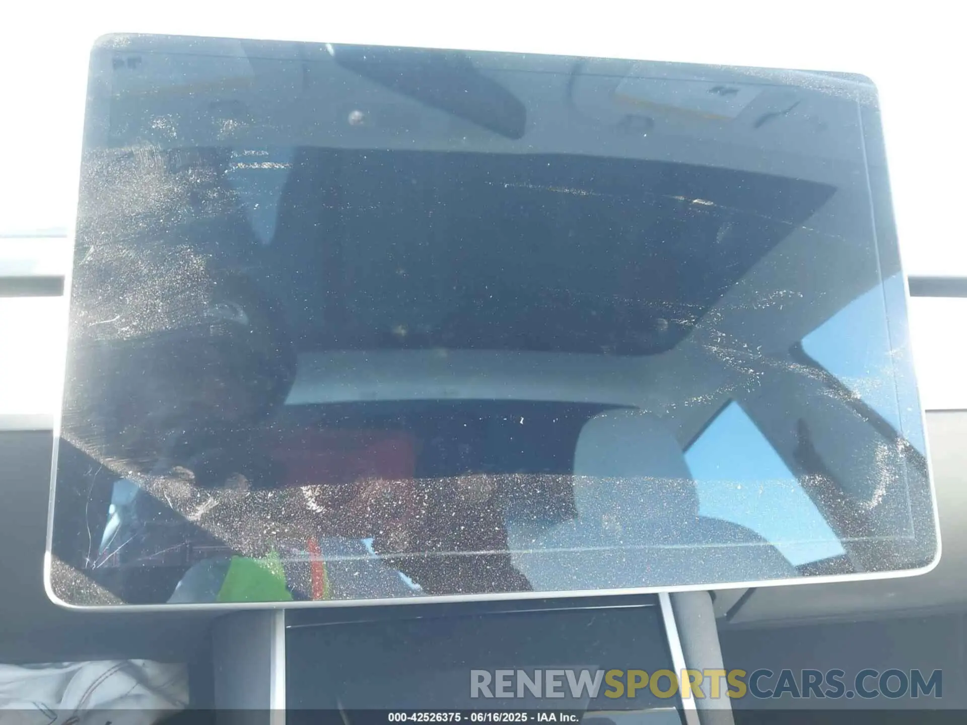 15 Photograph of a damaged car 5YJ3E1EB5LF791503 TESLA MODEL 3 2020