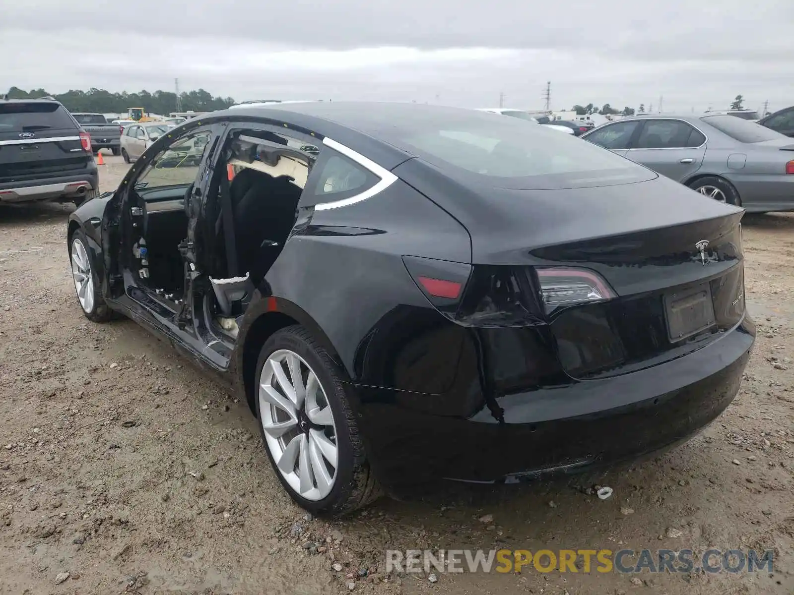 3 Photograph of a damaged car 5YJ3E1EB5LF795311 TESLA MODEL 3 2020