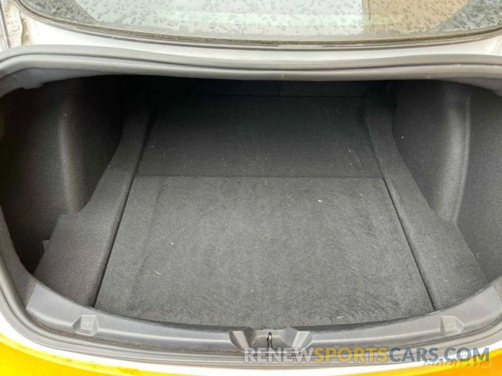 5 Photograph of a damaged car 5YJ3E1EB5LF800491 TESLA MODEL 3 2020