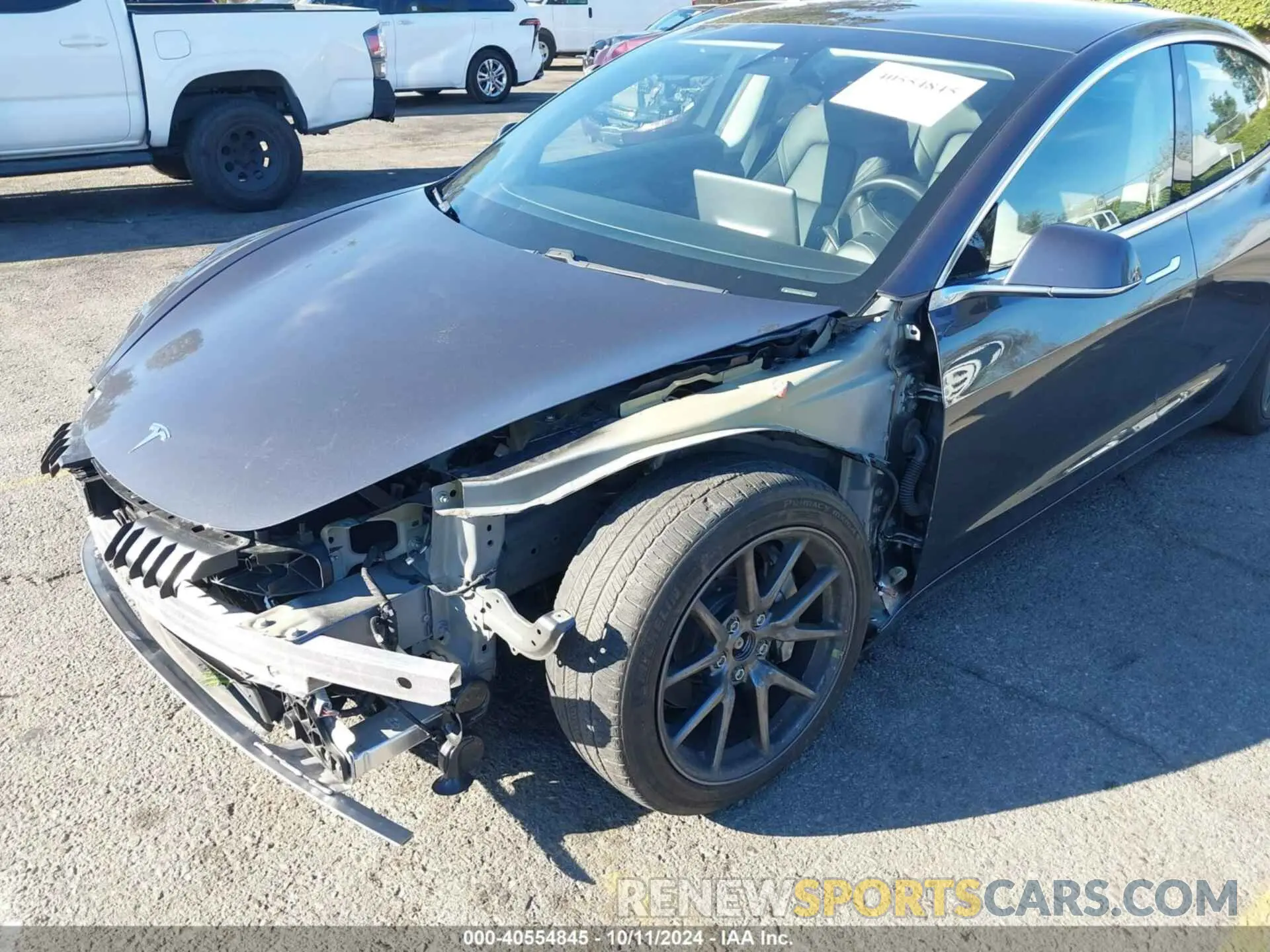 6 Photograph of a damaged car 5YJ3E1EB5LF800796 TESLA MODEL 3 2020