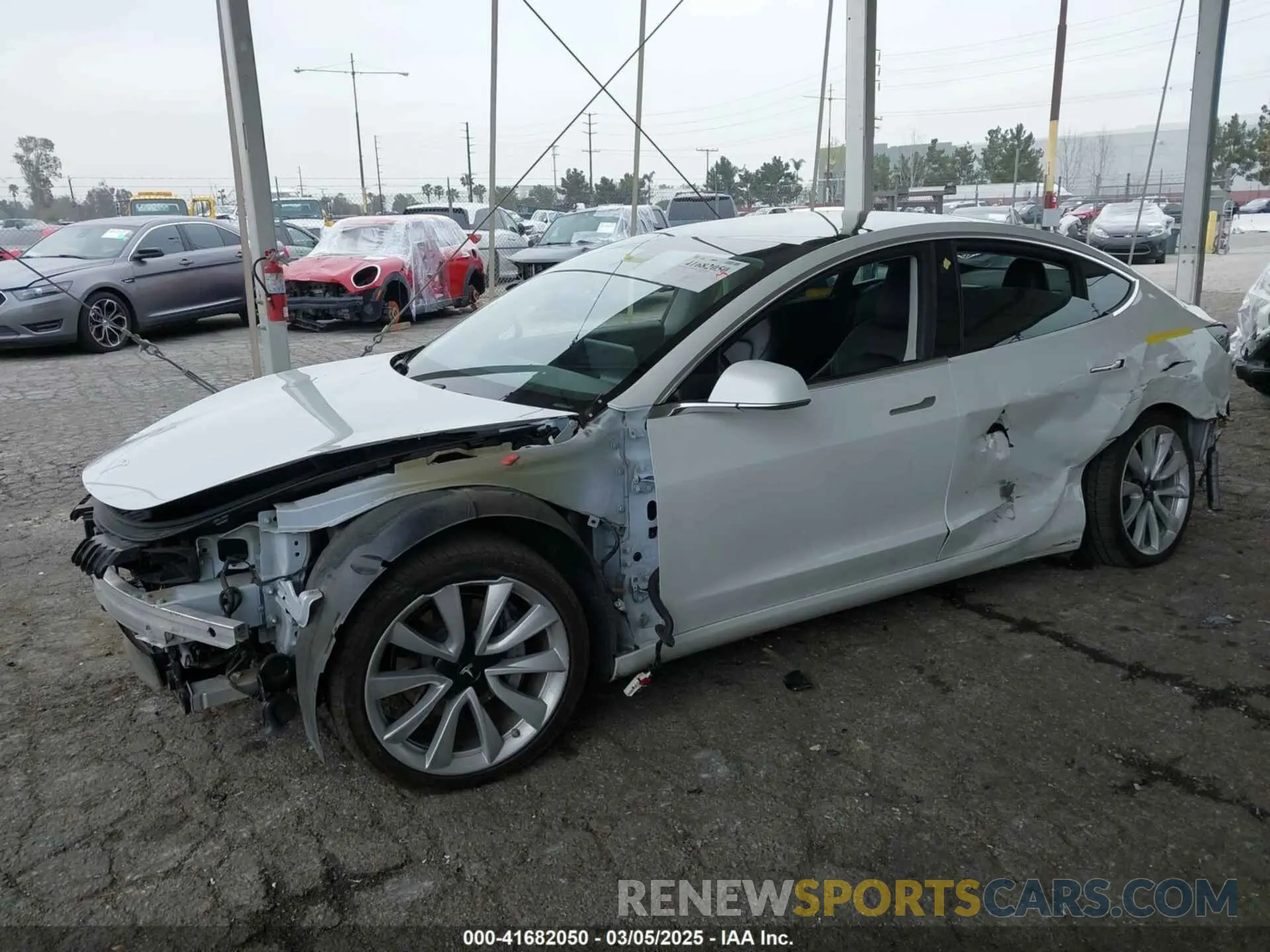 2 Photograph of a damaged car 5YJ3E1EB5LF801530 TESLA MODEL 3 2020