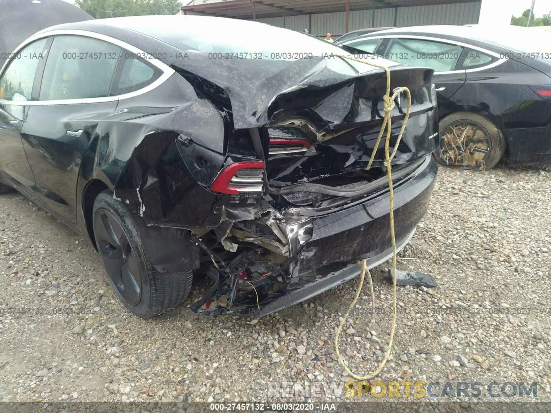 6 Photograph of a damaged car 5YJ3E1EB6LF521471 TESLA MODEL 3 2020