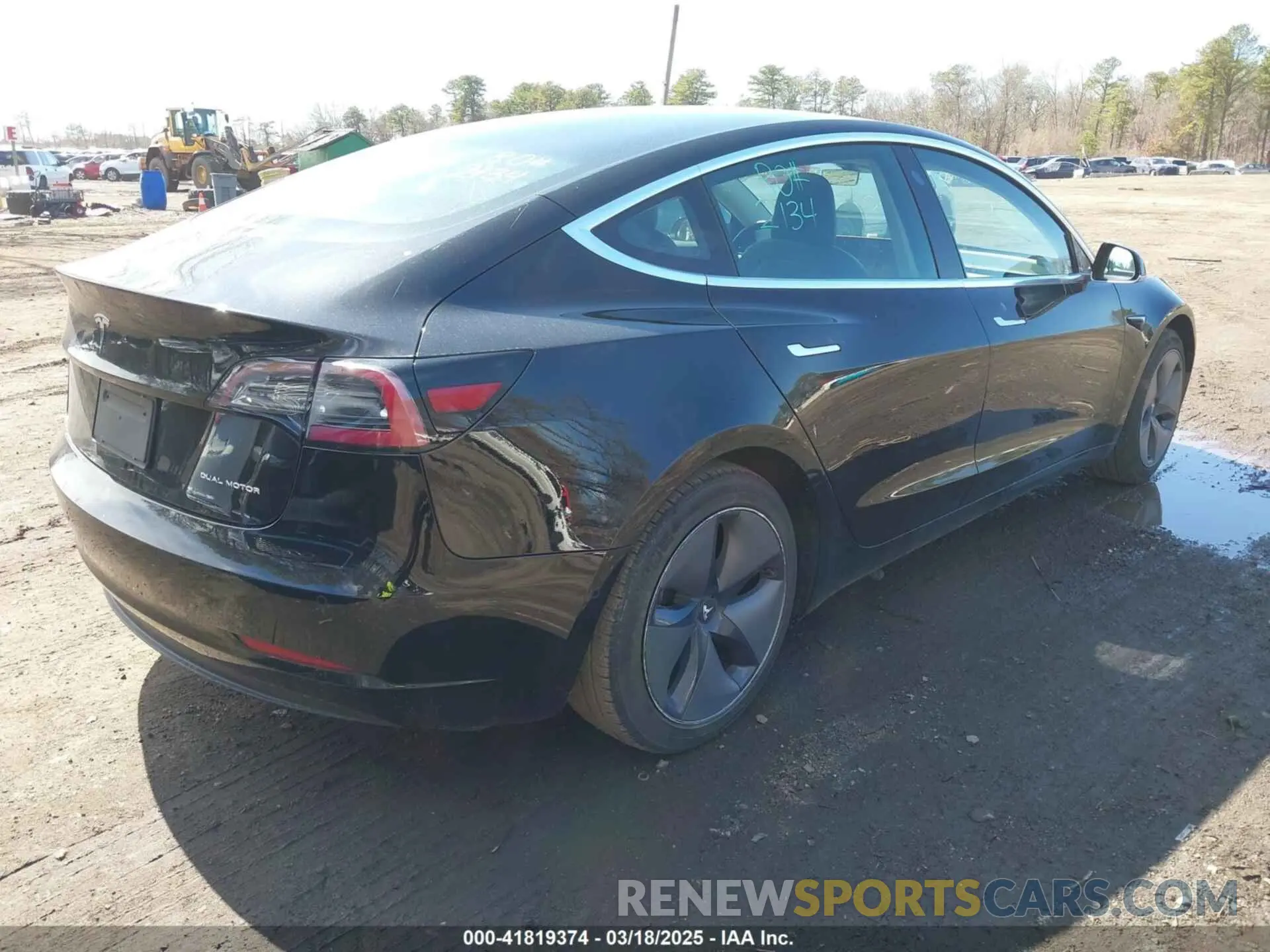 4 Photograph of a damaged car 5YJ3E1EB6LF600266 TESLA MODEL 3 2020