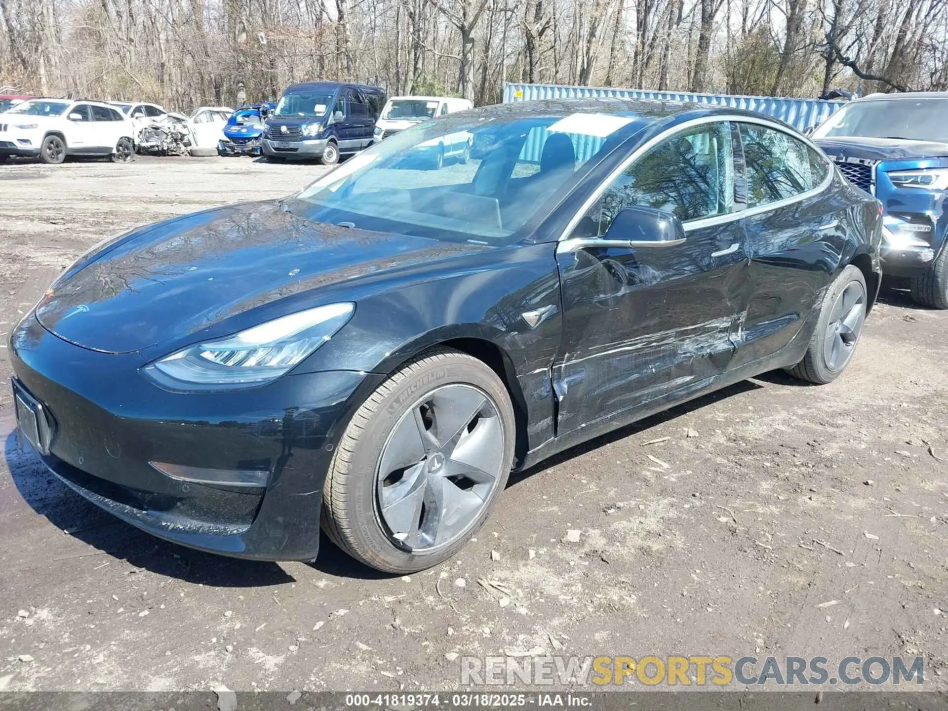 6 Photograph of a damaged car 5YJ3E1EB6LF600266 TESLA MODEL 3 2020