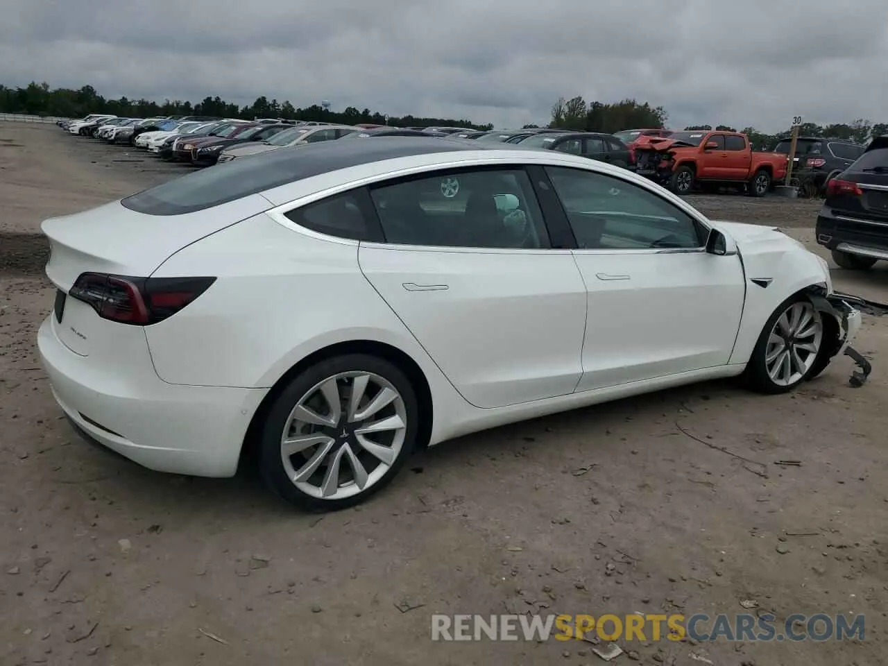 3 Photograph of a damaged car 5YJ3E1EB6LF618590 TESLA MODEL 3 2020