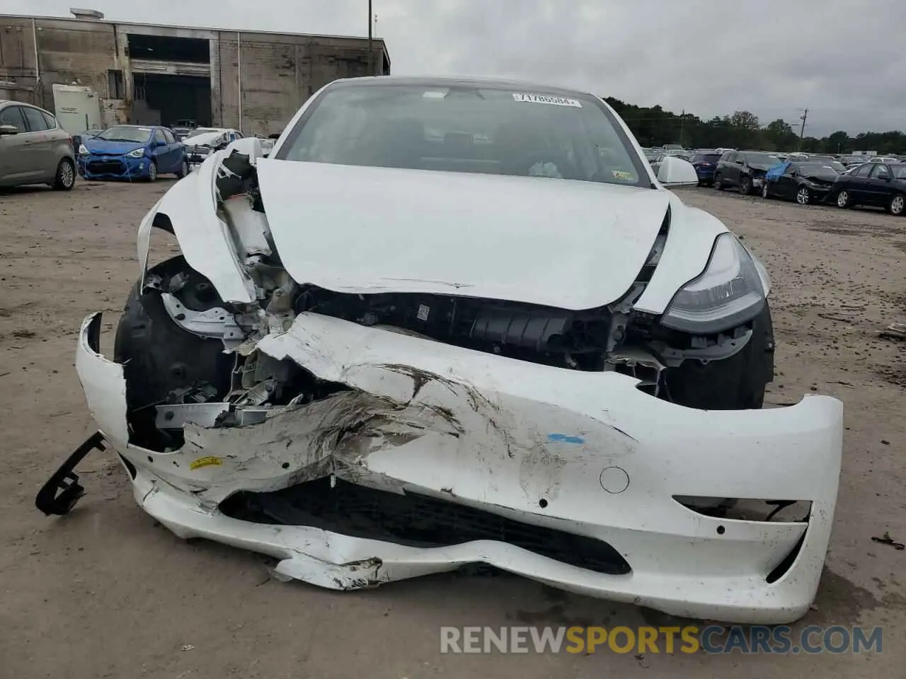 5 Photograph of a damaged car 5YJ3E1EB6LF618590 TESLA MODEL 3 2020
