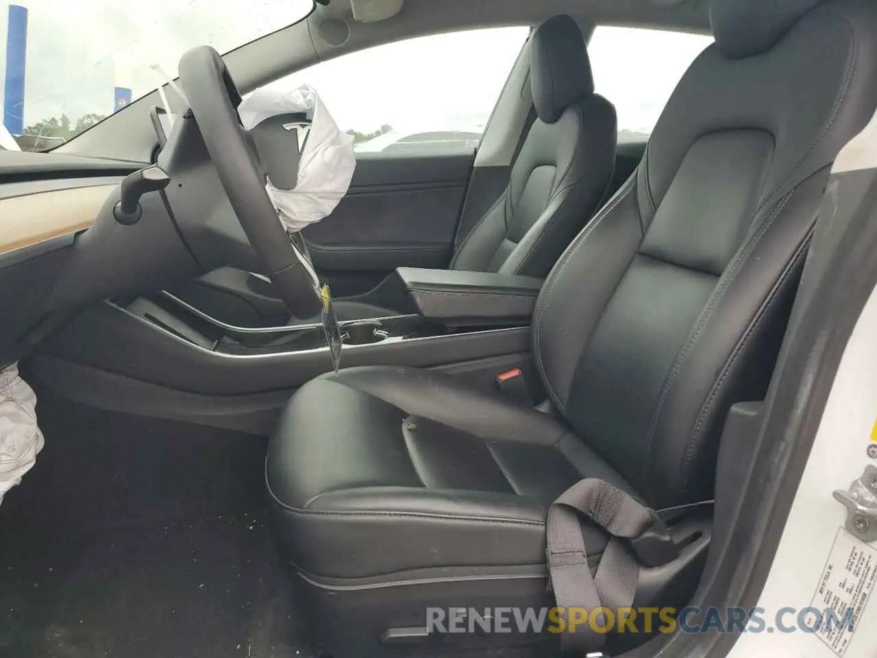 7 Photograph of a damaged car 5YJ3E1EB6LF618590 TESLA MODEL 3 2020