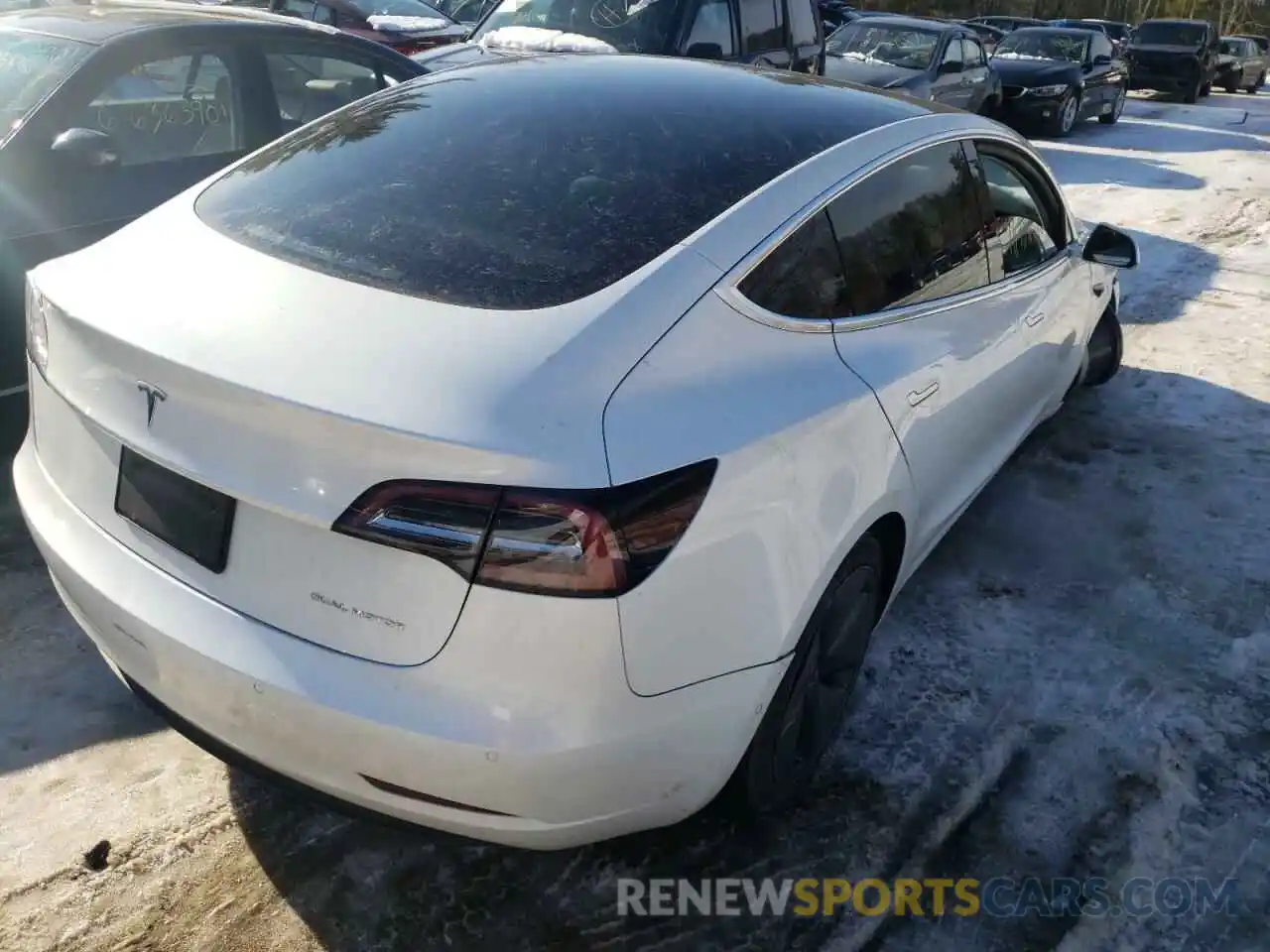 4 Photograph of a damaged car 5YJ3E1EB6LF619416 TESLA MODEL 3 2020