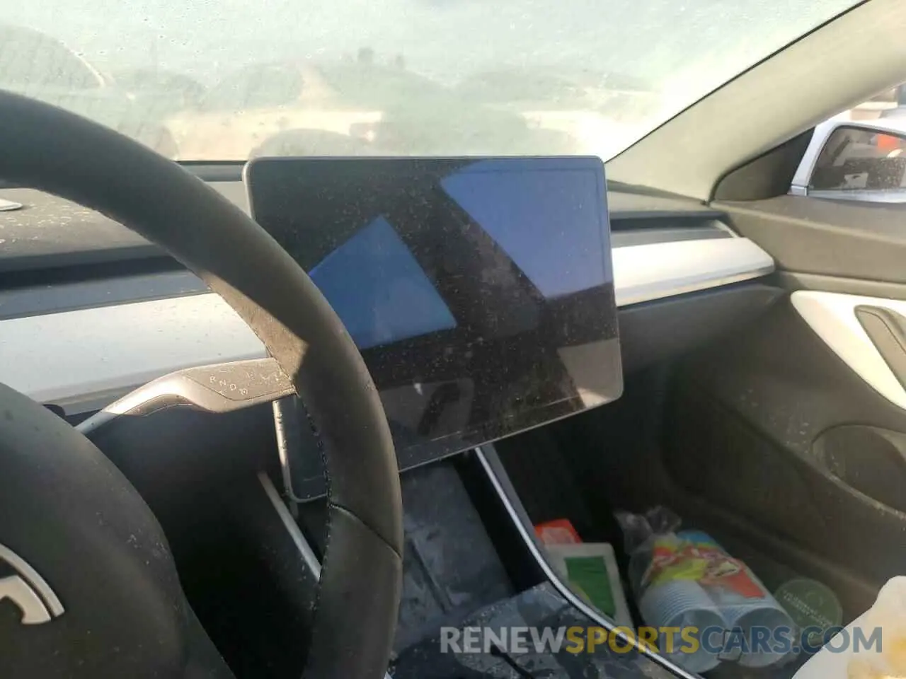 9 Photograph of a damaged car 5YJ3E1EB6LF622056 TESLA MODEL 3 2020