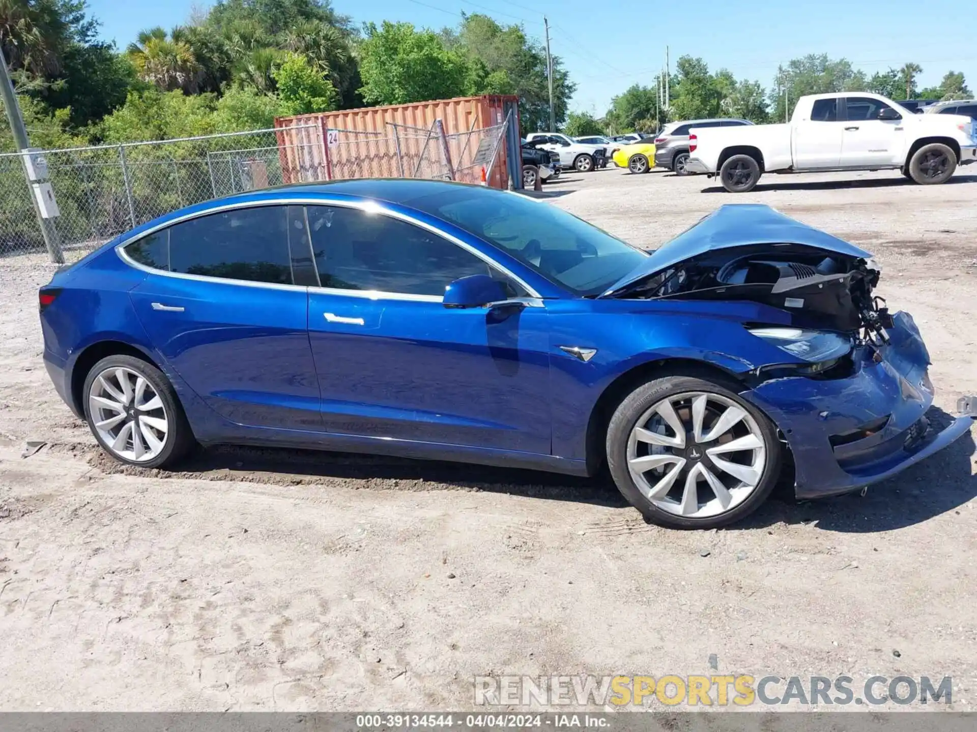 12 Photograph of a damaged car 5YJ3E1EB6LF622543 TESLA MODEL 3 2020