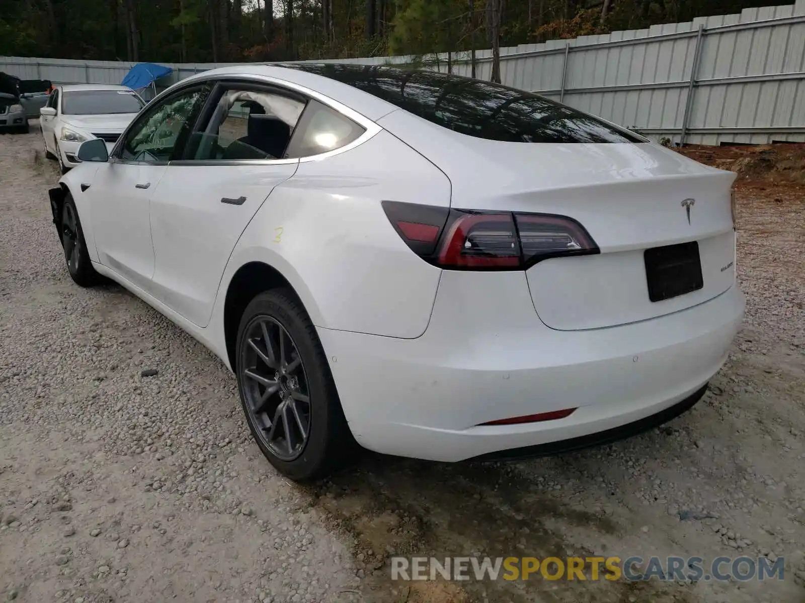 3 Photograph of a damaged car 5YJ3E1EB6LF637219 TESLA MODEL 3 2020