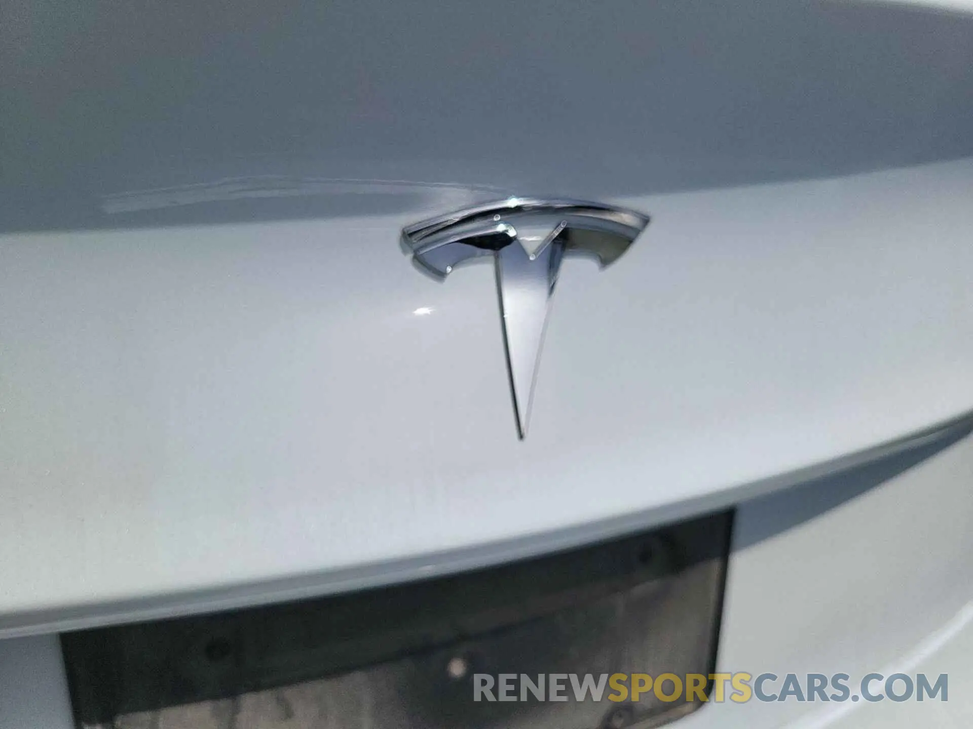 27 Photograph of a damaged car 5YJ3E1EB6LF637298 TESLA MODEL 3 2020