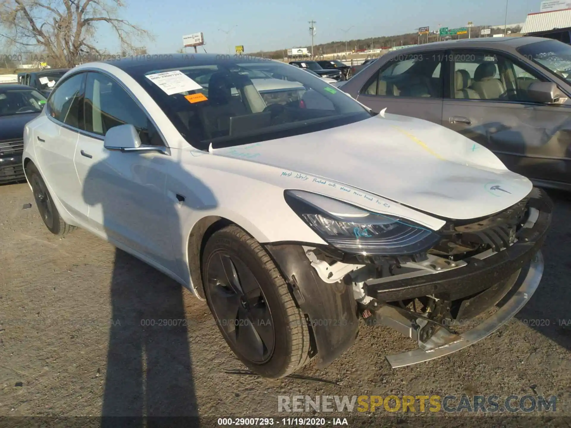 1 Photograph of a damaged car 5YJ3E1EB6LF637446 TESLA MODEL 3 2020