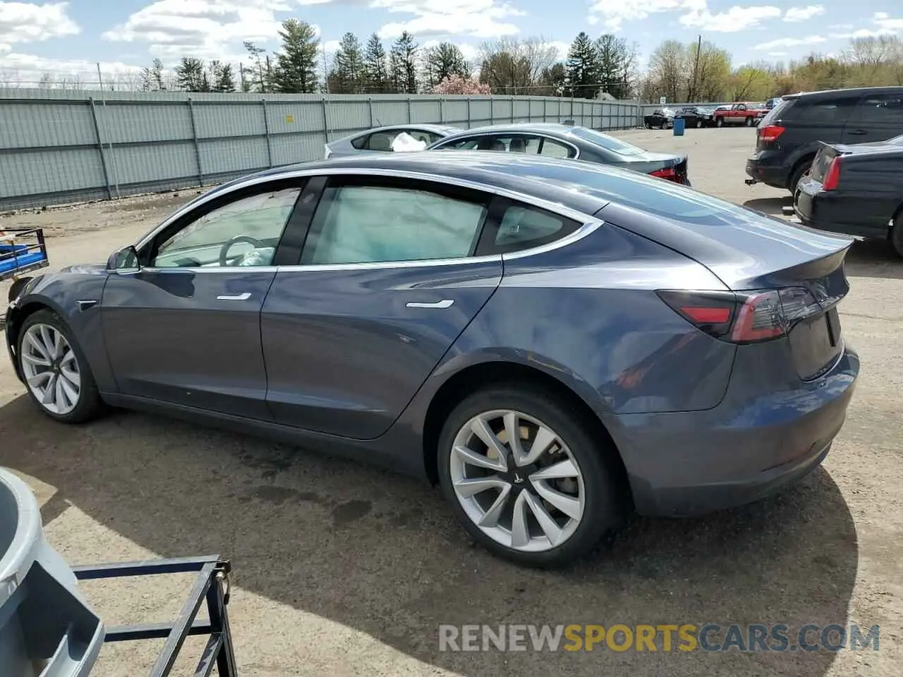 2 Photograph of a damaged car 5YJ3E1EB6LF646549 TESLA MODEL 3 2020