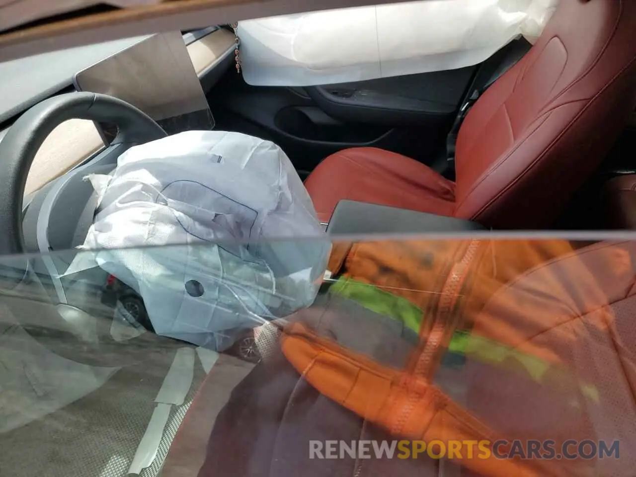 7 Photograph of a damaged car 5YJ3E1EB6LF646549 TESLA MODEL 3 2020