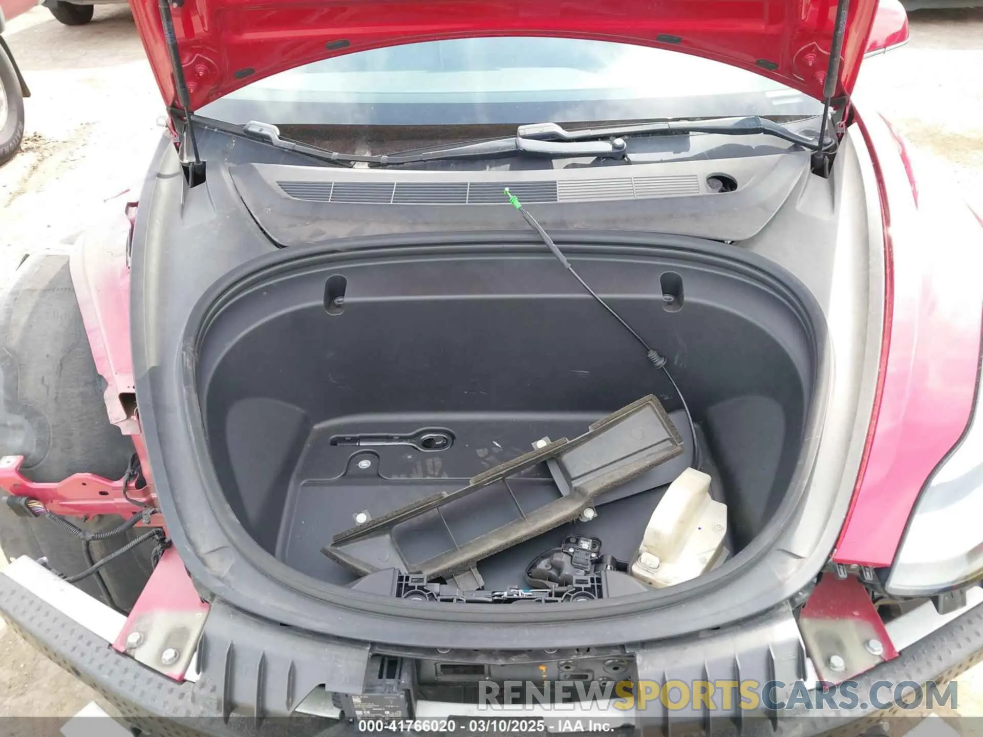 10 Photograph of a damaged car 5YJ3E1EB6LF649824 TESLA MODEL 3 2020