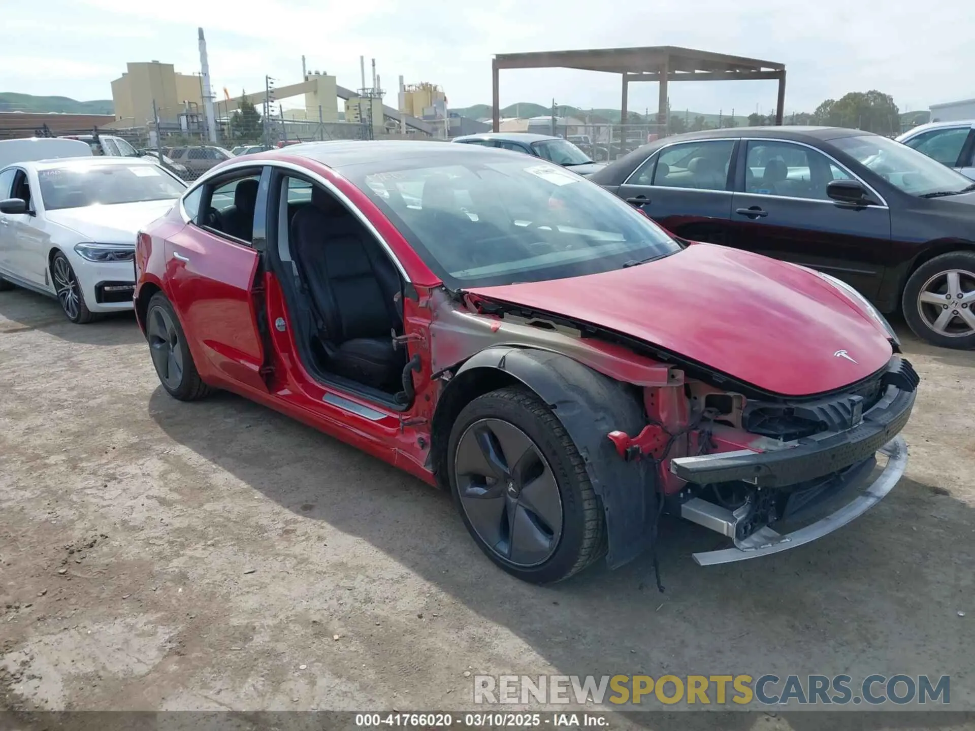 6 Photograph of a damaged car 5YJ3E1EB6LF649824 TESLA MODEL 3 2020