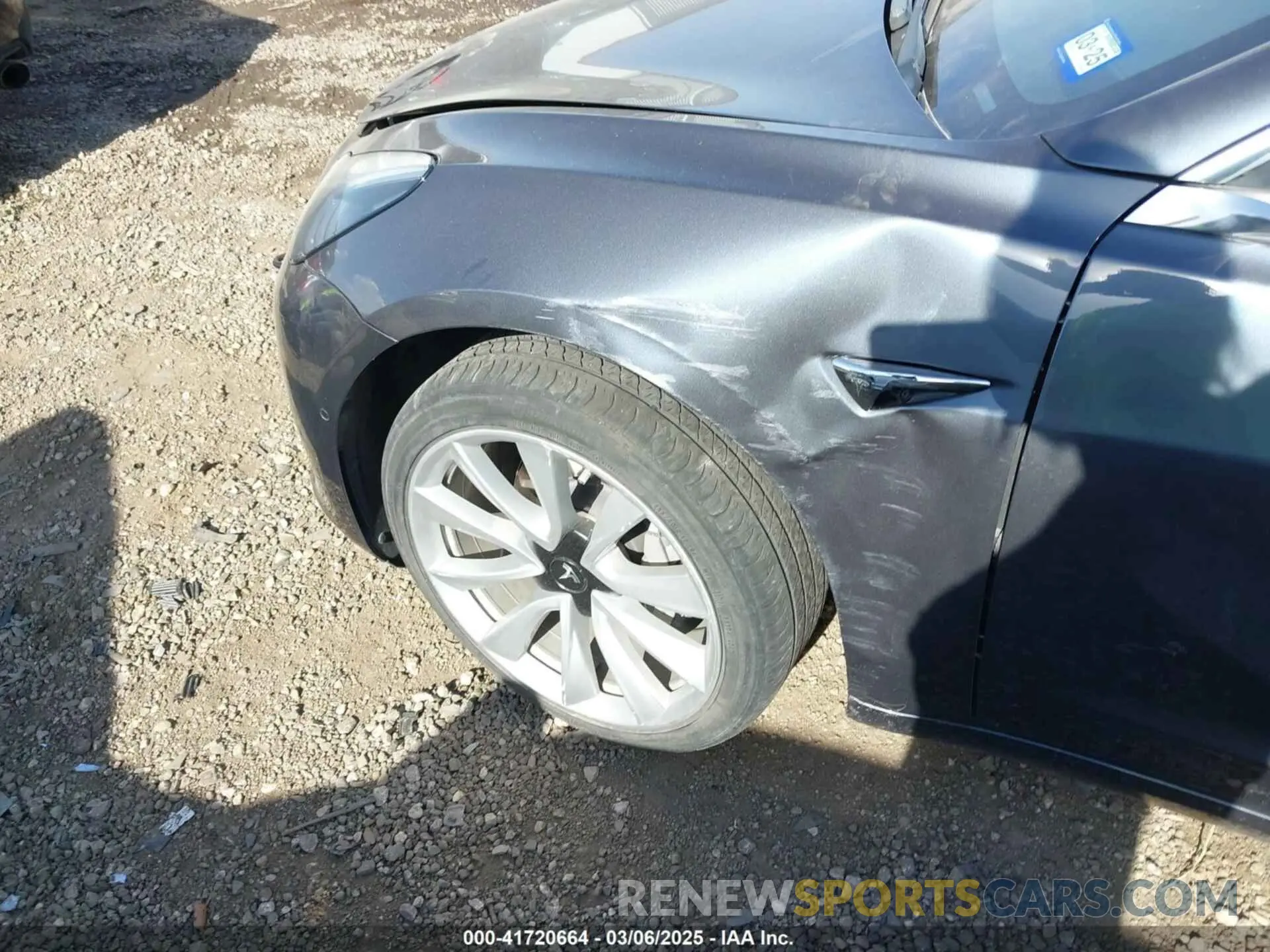 6 Photograph of a damaged car 5YJ3E1EB6LF666624 TESLA MODEL 3 2020