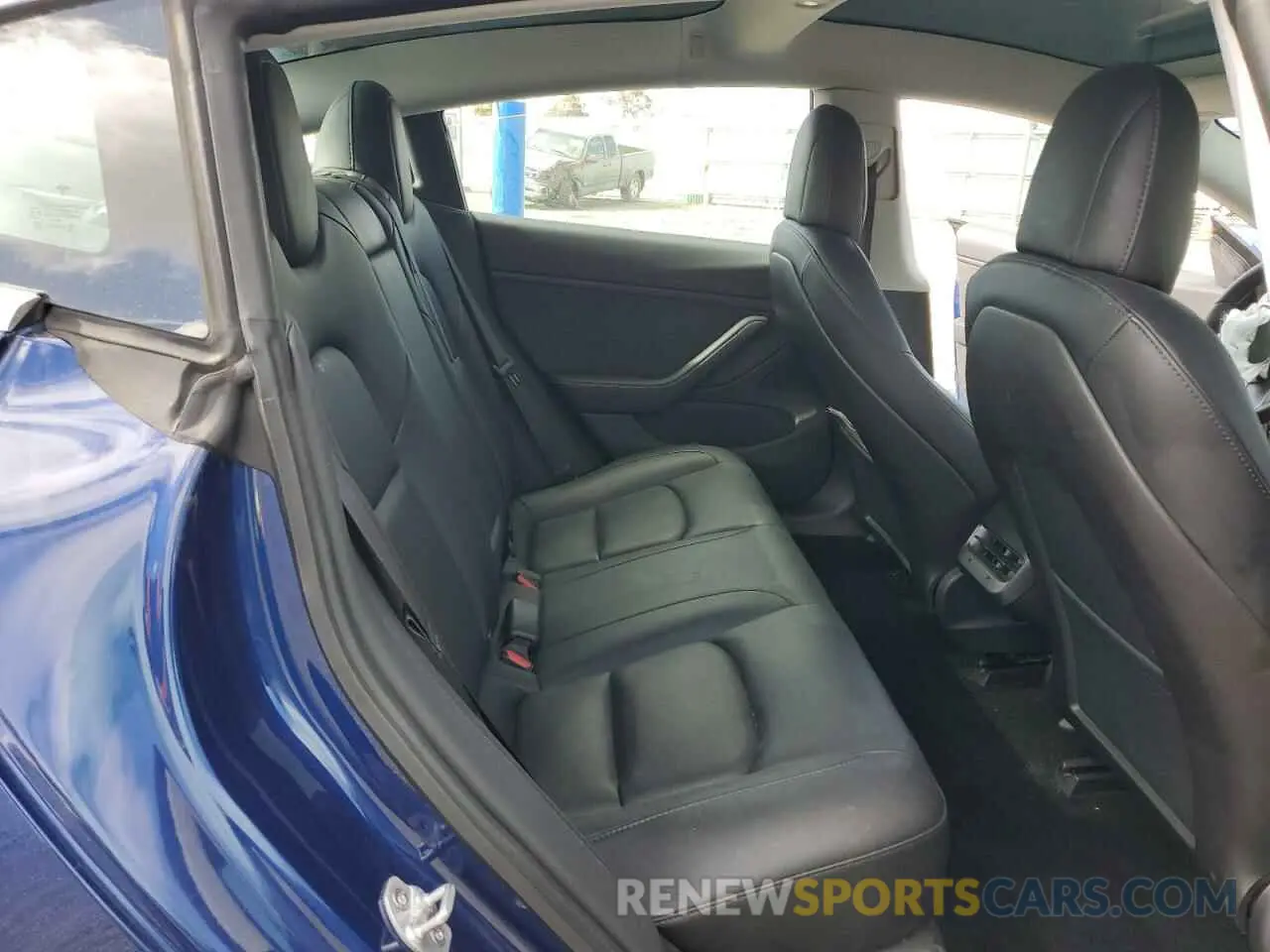 12 Photograph of a damaged car 5YJ3E1EB6LF667711 TESLA MODEL 3 2020