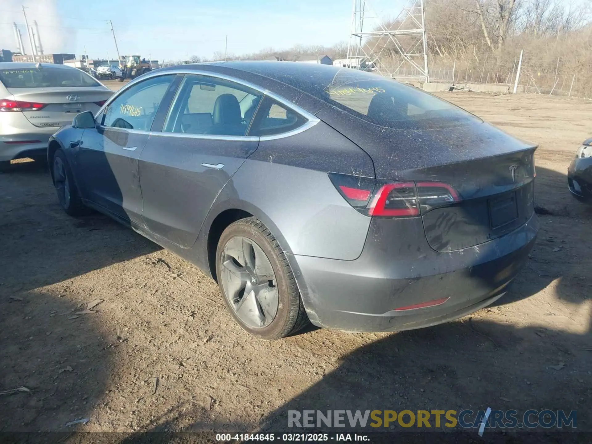 3 Photograph of a damaged car 5YJ3E1EB6LF793583 TESLA MODEL 3 2020
