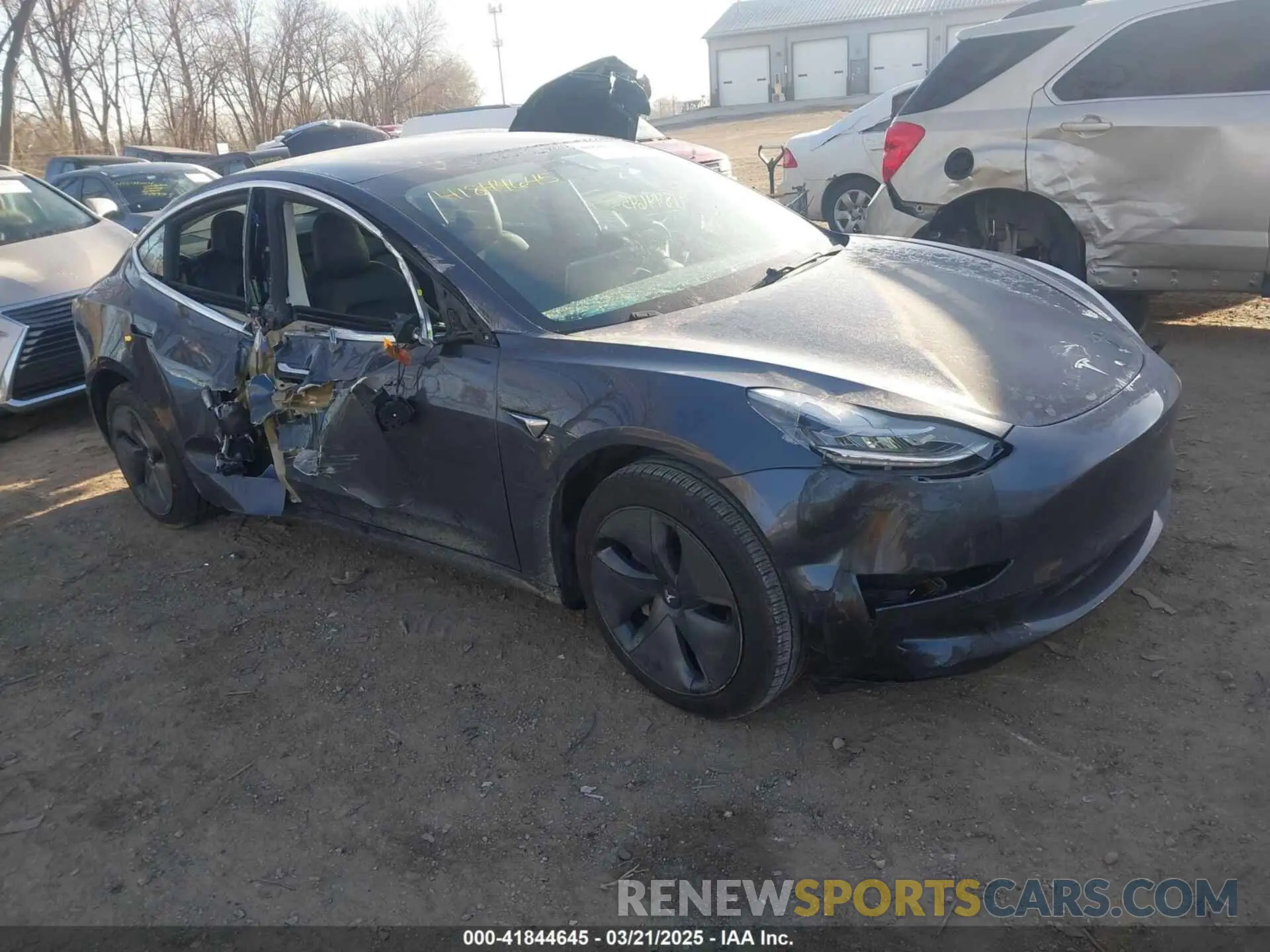 6 Photograph of a damaged car 5YJ3E1EB6LF793583 TESLA MODEL 3 2020