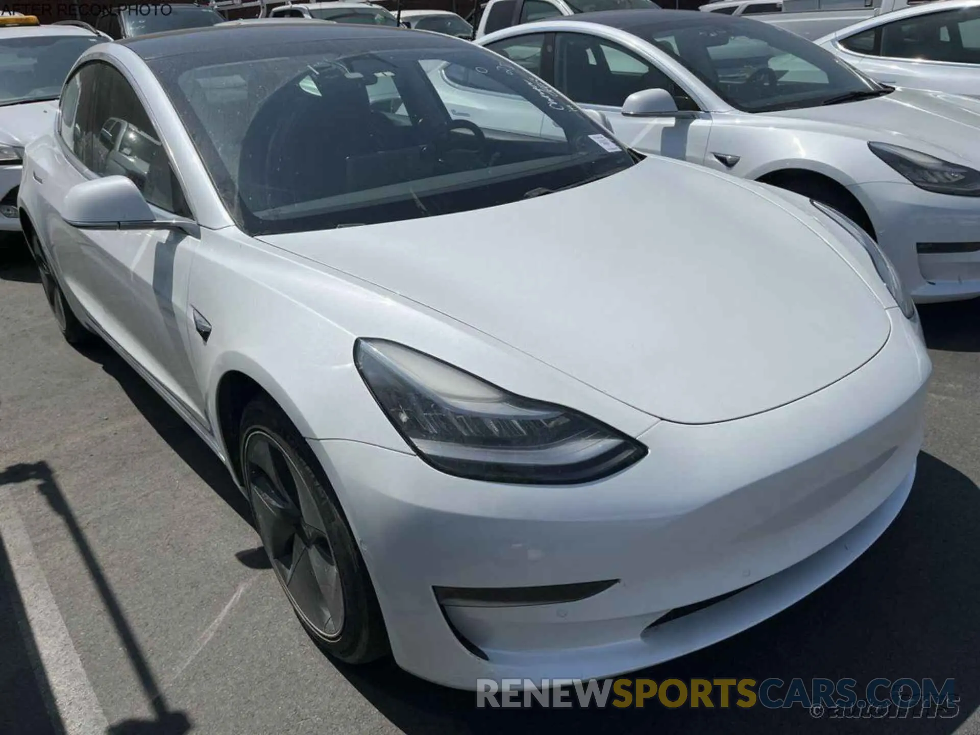 9 Photograph of a damaged car 5YJ3E1EB6LF803142 TESLA MODEL 3 2020