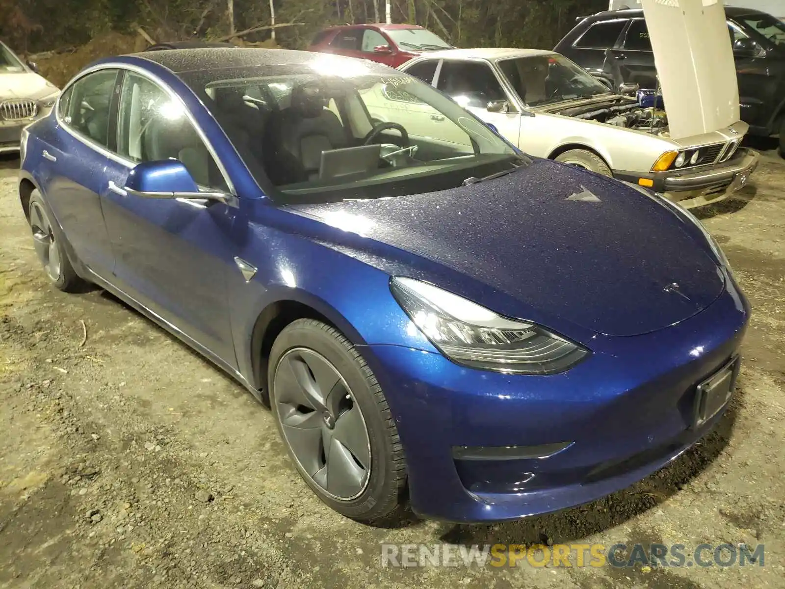 1 Photograph of a damaged car 5YJ3E1EB7LF617335 TESLA MODEL 3 2020