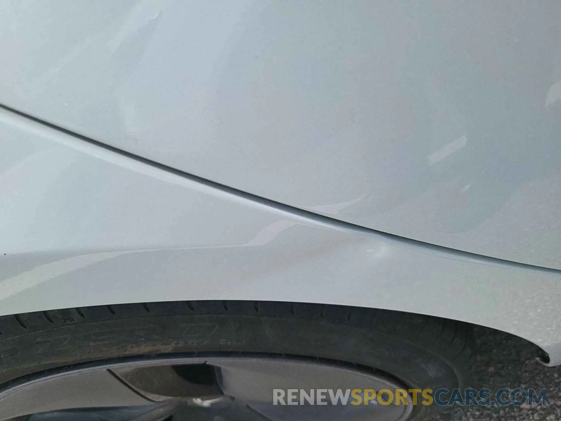 10 Photograph of a damaged car 5YJ3E1EB7LF637021 TESLA MODEL 3 2020
