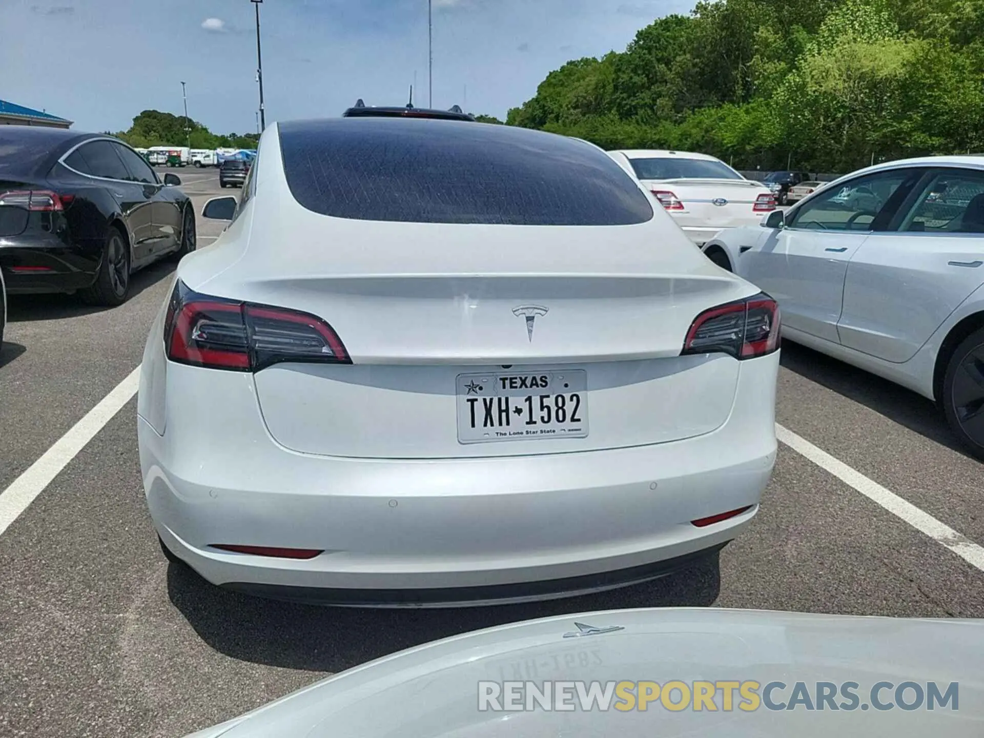 23 Photograph of a damaged car 5YJ3E1EB7LF637021 TESLA MODEL 3 2020