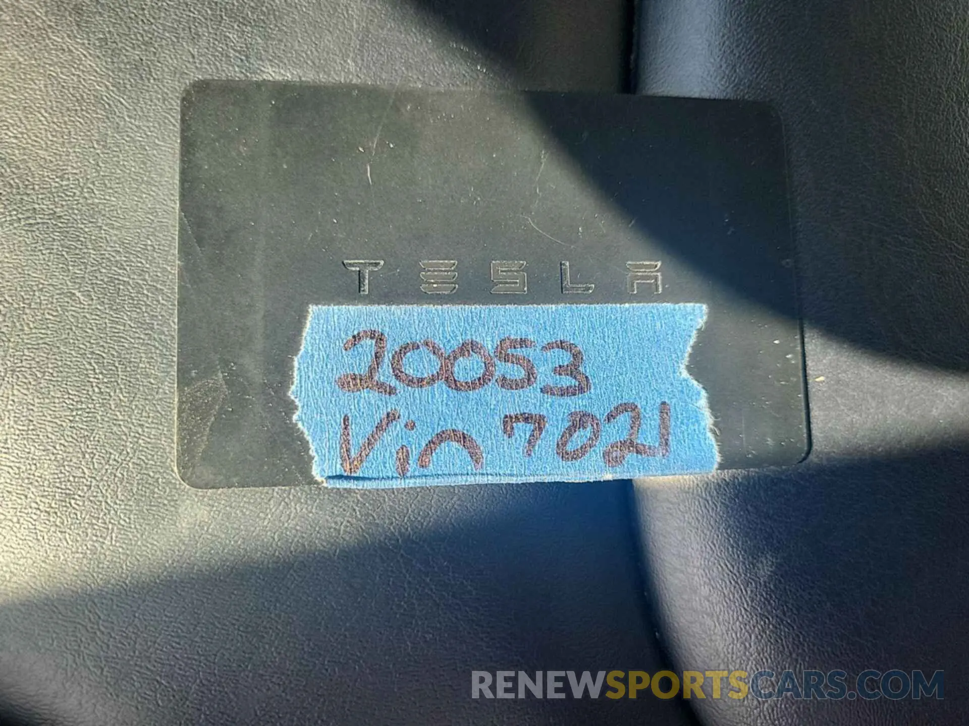 4 Photograph of a damaged car 5YJ3E1EB7LF637021 TESLA MODEL 3 2020