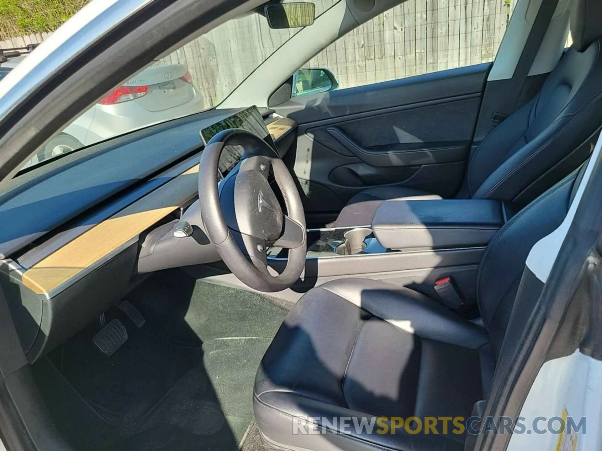 16 Photograph of a damaged car 5YJ3E1EB7LF637357 TESLA MODEL 3 2020