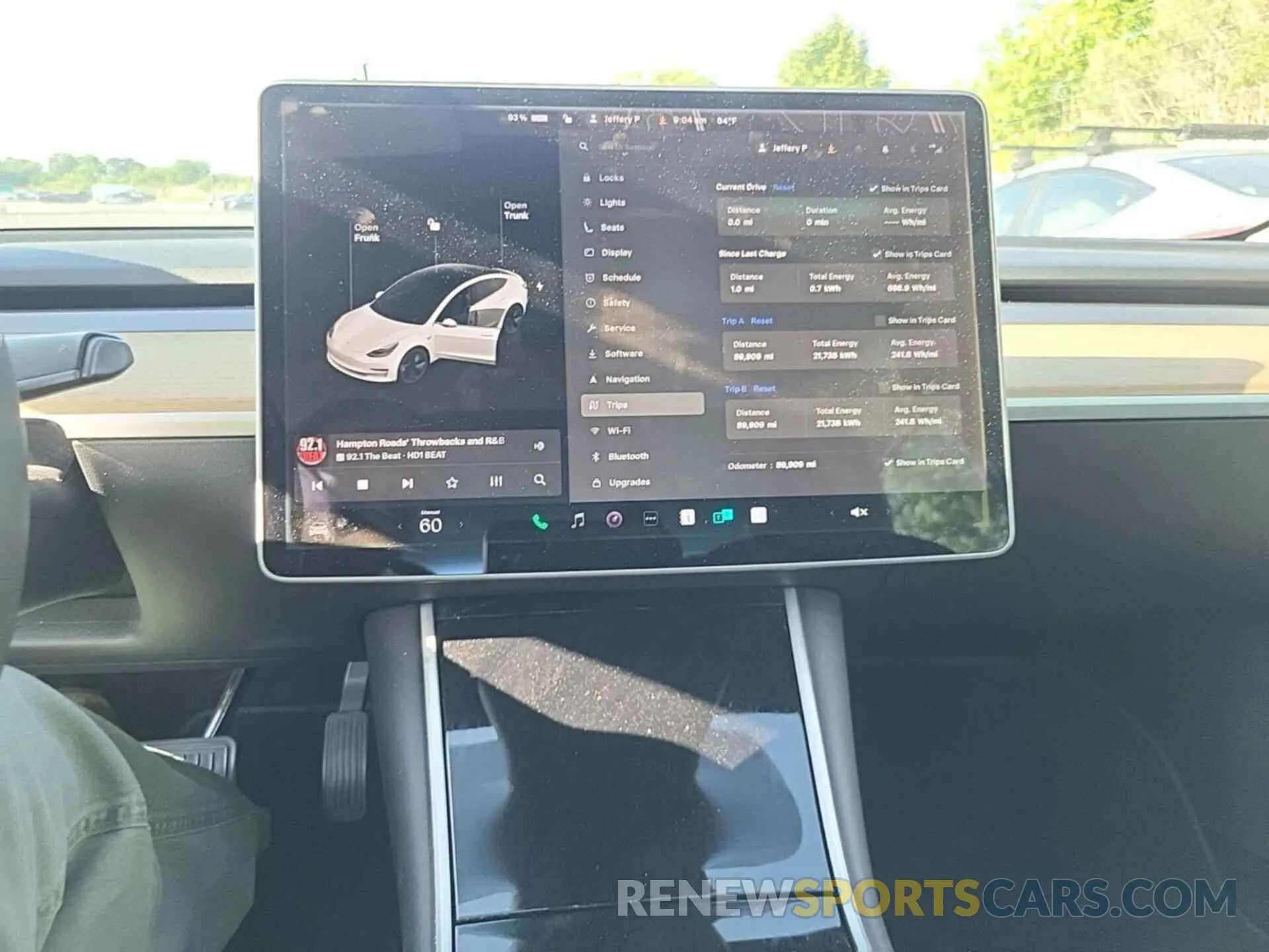 6 Photograph of a damaged car 5YJ3E1EB7LF637357 TESLA MODEL 3 2020