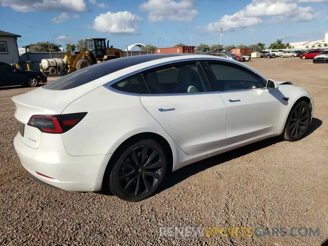 3 Photograph of a damaged car 5YJ3E1EB7LF640503 TESLA MODEL 3 2020
