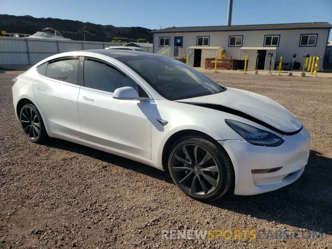 4 Photograph of a damaged car 5YJ3E1EB7LF640503 TESLA MODEL 3 2020