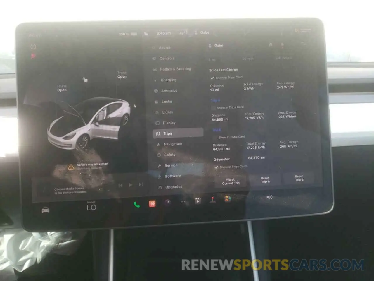9 Photograph of a damaged car 5YJ3E1EB7LF640503 TESLA MODEL 3 2020