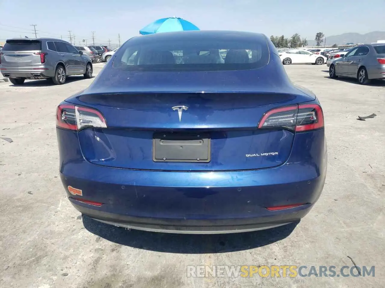 6 Photograph of a damaged car 5YJ3E1EB7LF647614 TESLA MODEL 3 2020