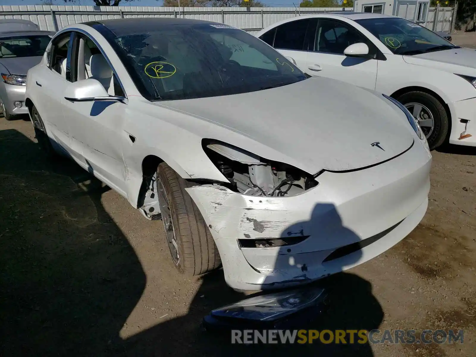 1 Photograph of a damaged car 5YJ3E1EB7LF651565 TESLA MODEL 3 2020