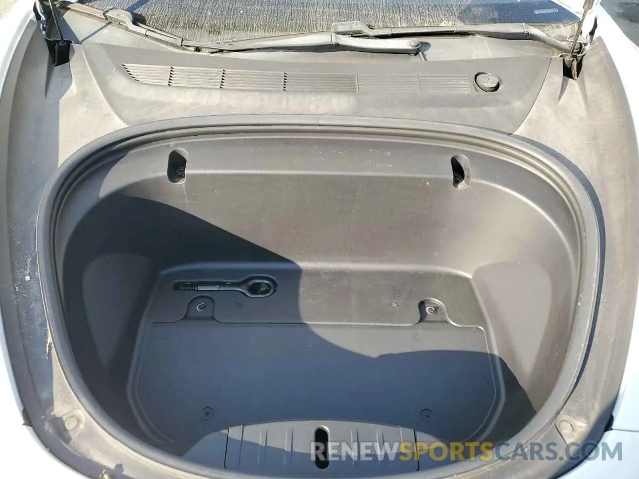 11 Photograph of a damaged car 5YJ3E1EB7LF651663 TESLA MODEL 3 2020
