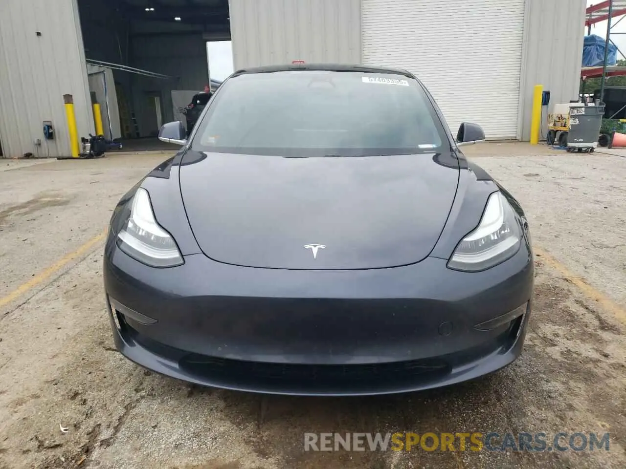 5 Photograph of a damaged car 5YJ3E1EB7LF710646 TESLA MODEL 3 2020