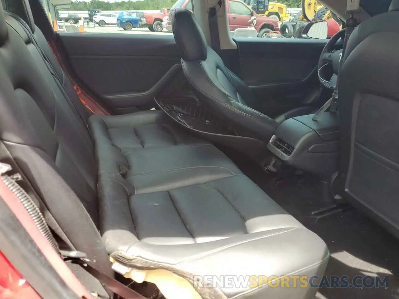 10 Photograph of a damaged car 5YJ3E1EB7LF744330 TESLA MODEL 3 2020