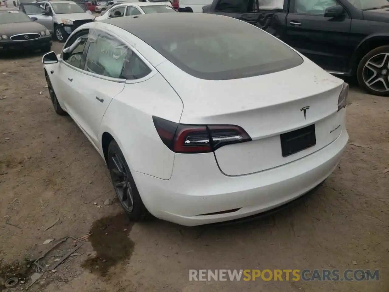 3 Photograph of a damaged car 5YJ3E1EB7LF787212 TESLA MODEL 3 2020