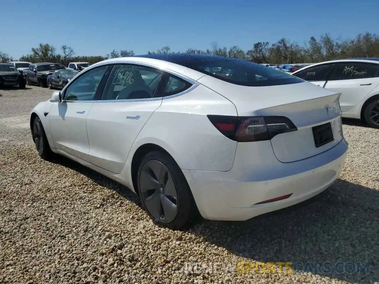 3 Photograph of a damaged car 5YJ3E1EB7LF787811 TESLA MODEL 3 2020