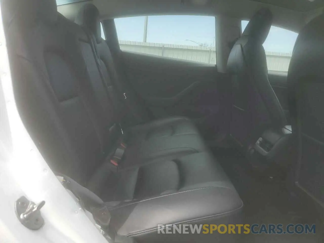 10 Photograph of a damaged car 5YJ3E1EB7LF790756 TESLA MODEL 3 2020