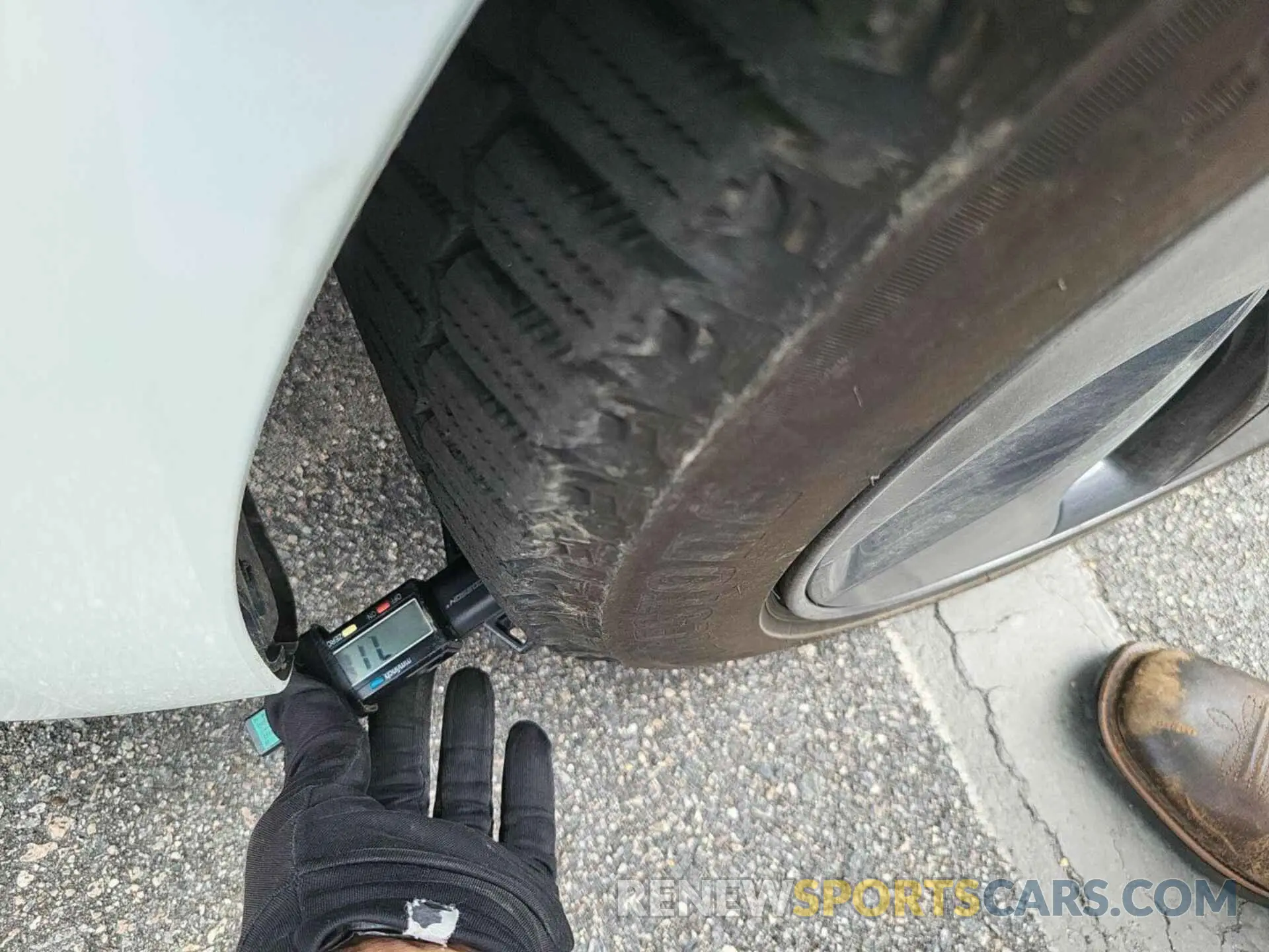 19 Photograph of a damaged car 5YJ3E1EB7LF795231 TESLA MODEL 3 2020