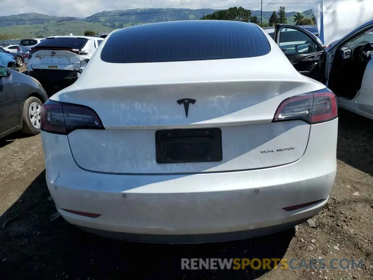 6 Photograph of a damaged car 5YJ3E1EB7LF806728 TESLA MODEL 3 2020