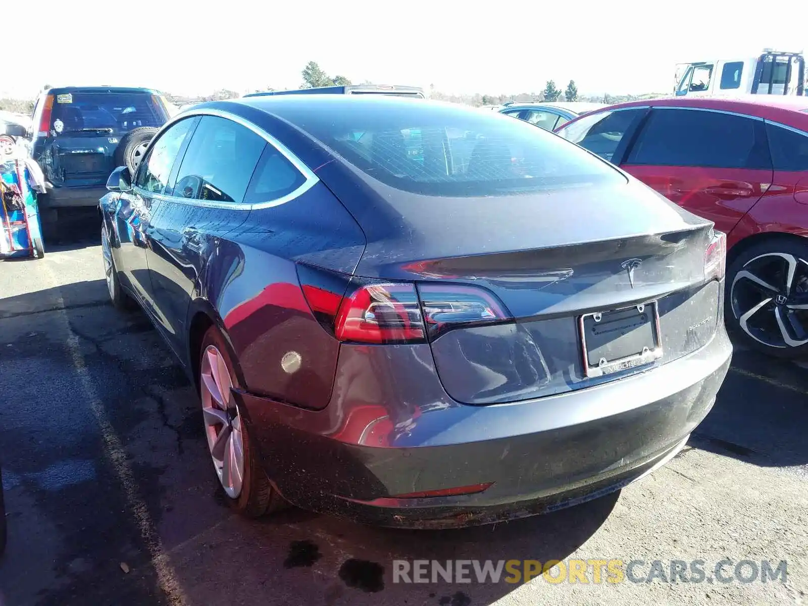 3 Photograph of a damaged car 5YJ3E1EB7LF807040 TESLA MODEL 3 2020