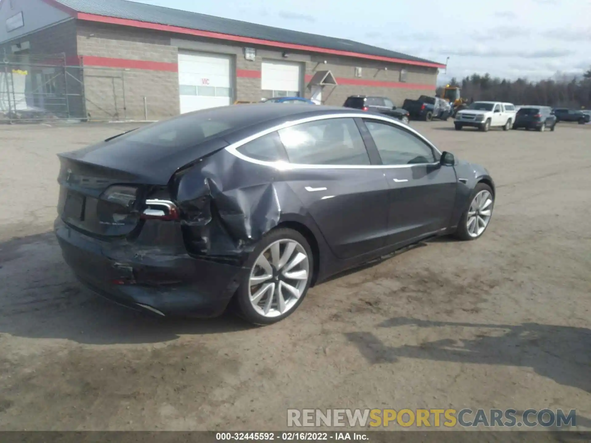 4 Photograph of a damaged car 5YJ3E1EB8LF497710 TESLA MODEL 3 2020