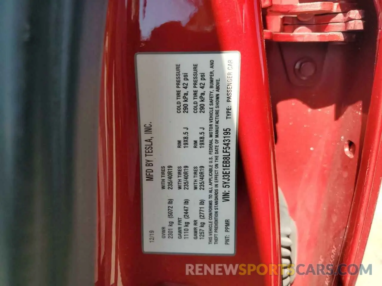 12 Photograph of a damaged car 5YJ3E1EB8LF543195 TESLA MODEL 3 2020