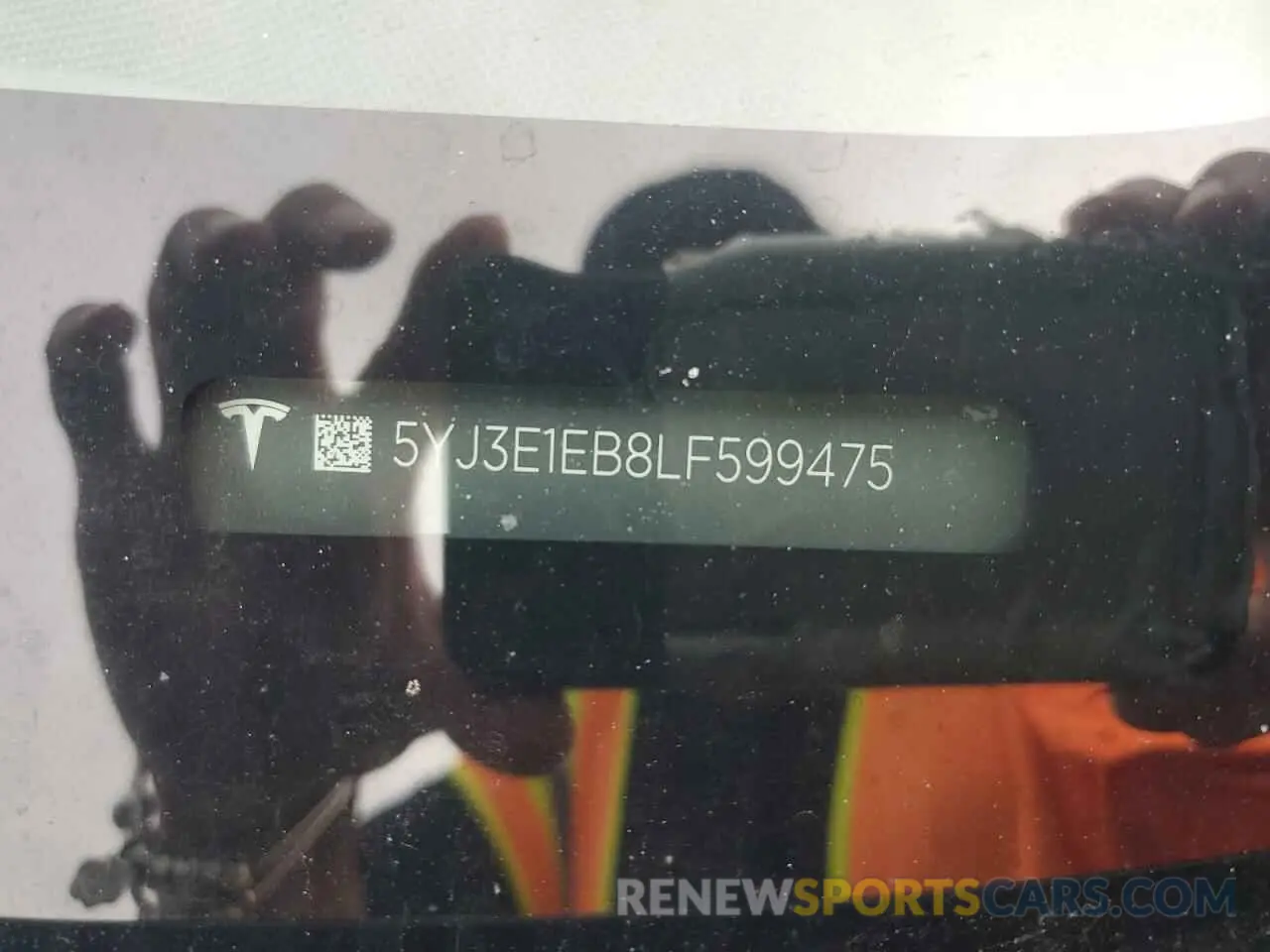 12 Photograph of a damaged car 5YJ3E1EB8LF599475 TESLA MODEL 3 2020