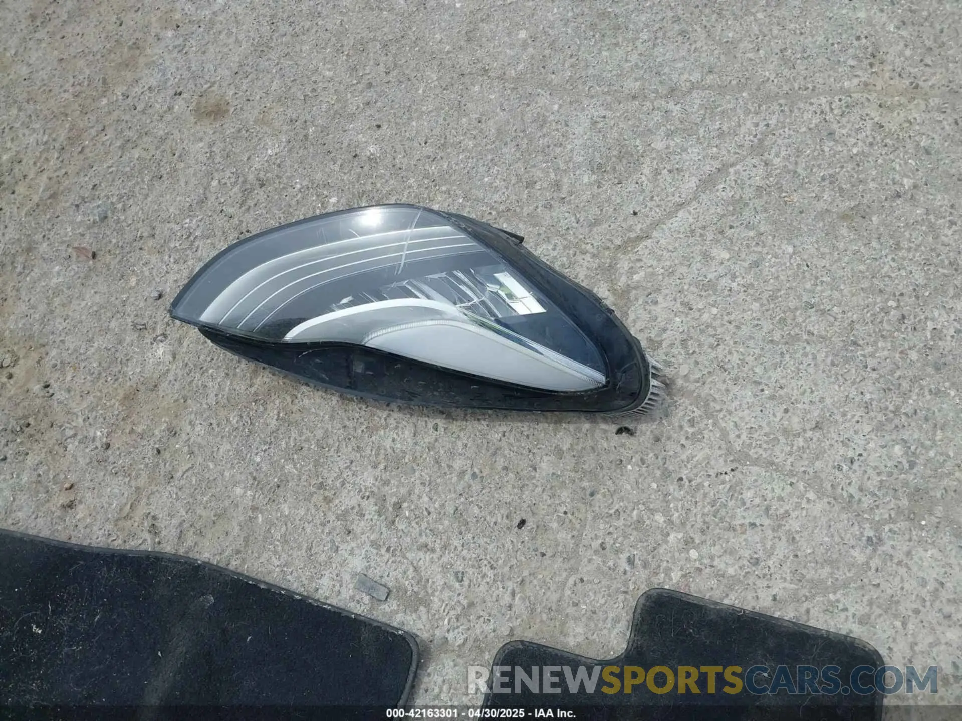 12 Photograph of a damaged car 5YJ3E1EB8LF600267 TESLA MODEL 3 2020